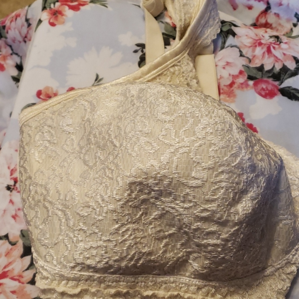 2 _18 hour bra